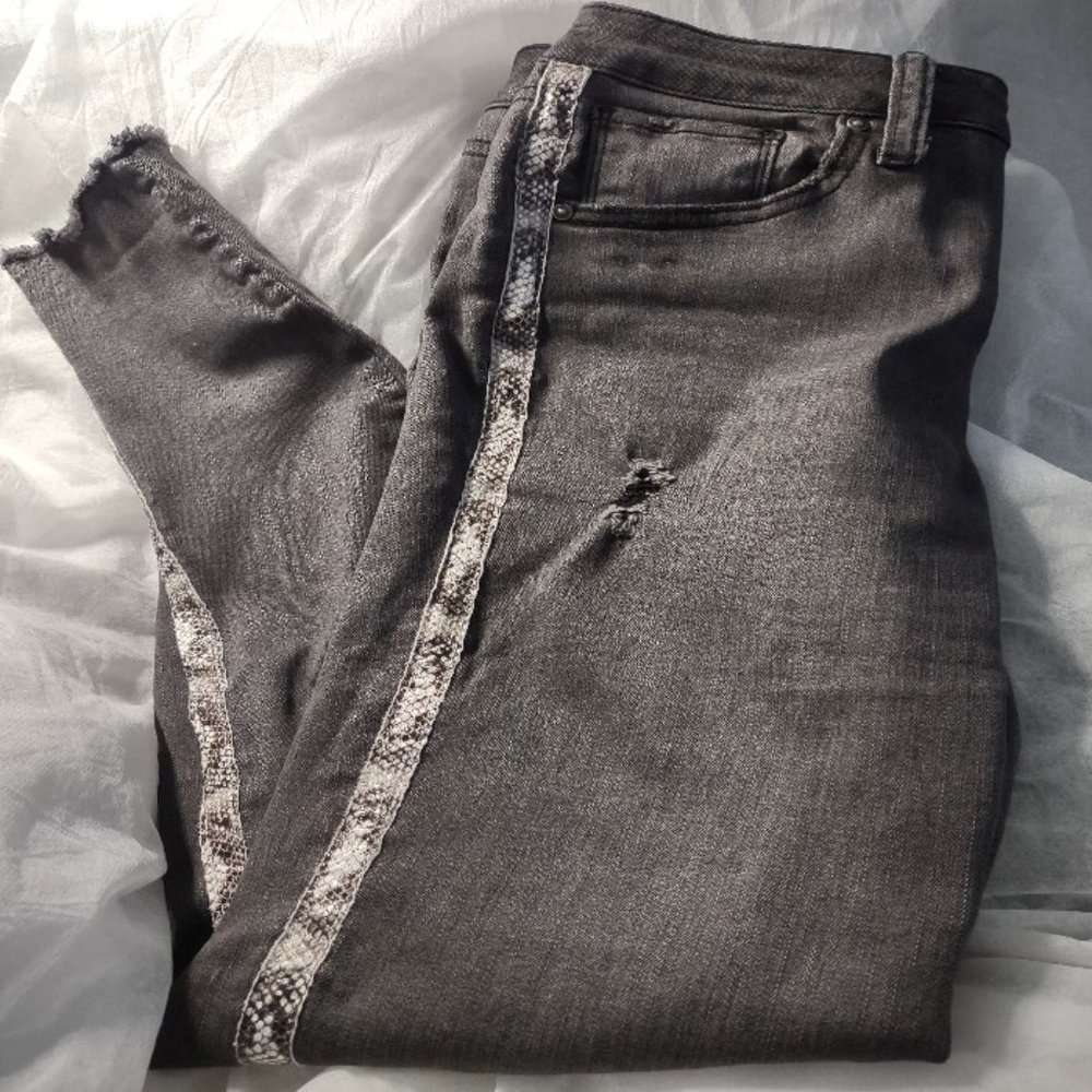 Velvet Heart Alisia Snake Stripe Skinny Jean Size 28 - Picture 5 of 10